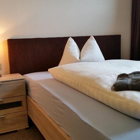 Hotel Deutsches Haus Francop ハンブルク エクステリア 写真