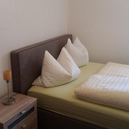 Hotel Deutsches Haus Francop ハンブルク エクステリア 写真