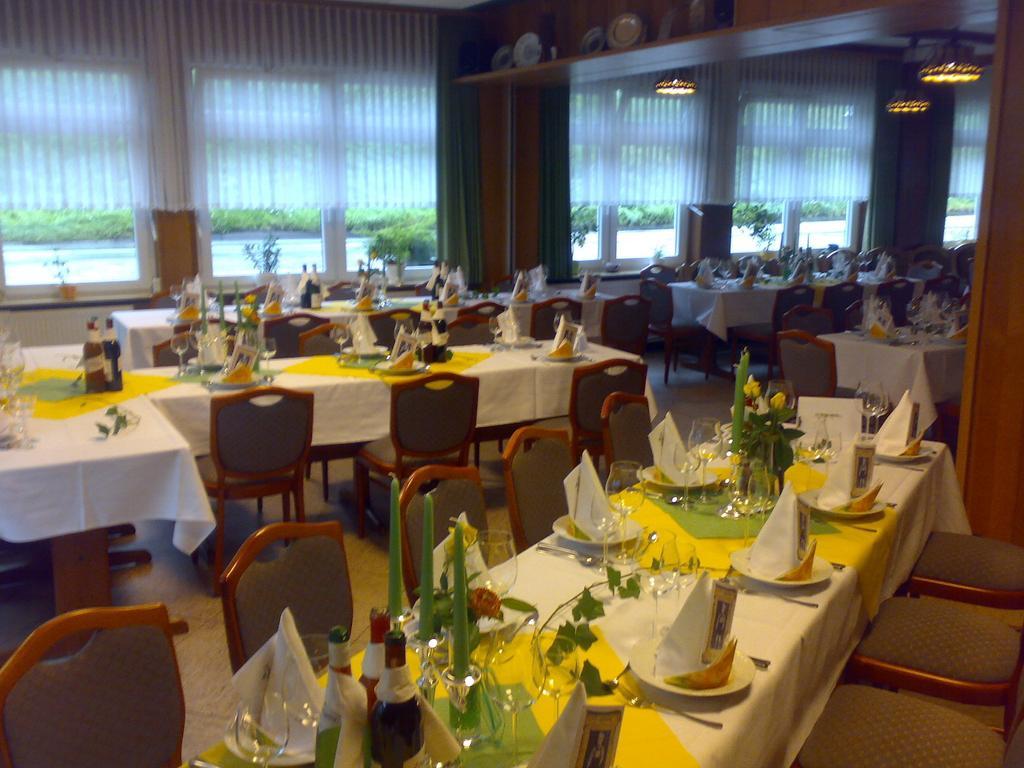 Hotel Deutsches Haus Francop ハンブルク エクステリア 写真