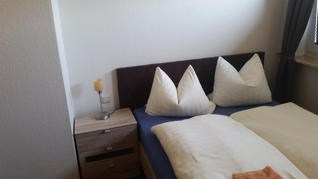 Hotel Deutsches Haus Francop ハンブルク エクステリア 写真