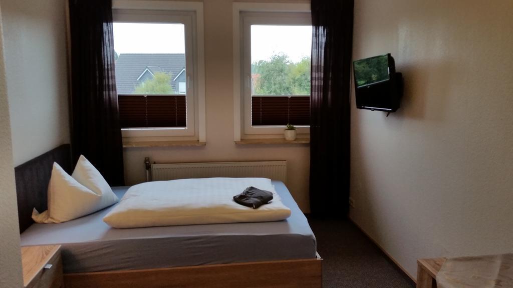 Hotel Deutsches Haus Francop ハンブルク エクステリア 写真