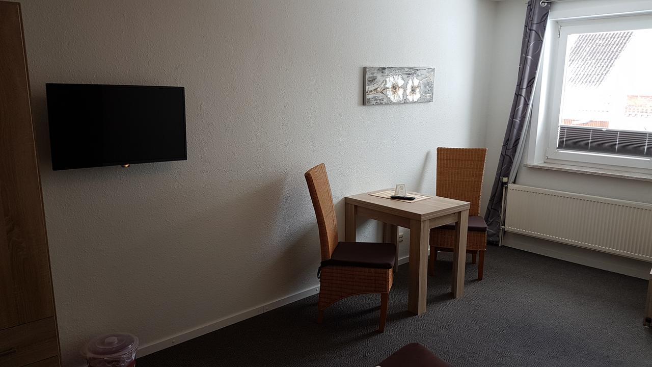 Hotel Deutsches Haus Francop ハンブルク エクステリア 写真